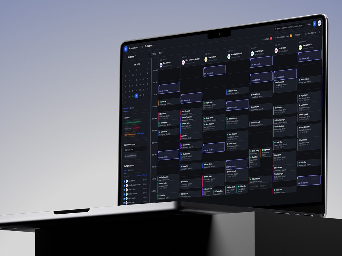 Sycle PRO Calendar UI mockup in dark theme